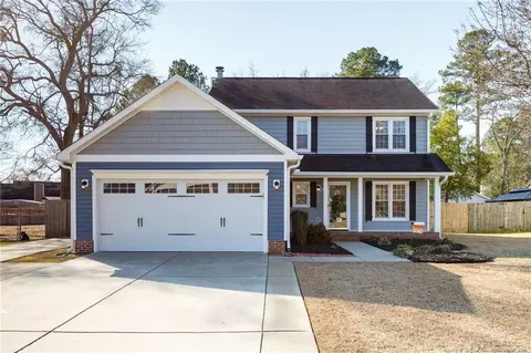 5515 Ballentine St, Hope Mills, NC 28348