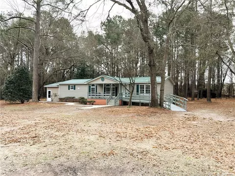 1701 Hallina Dr, Stedman, NC 28391