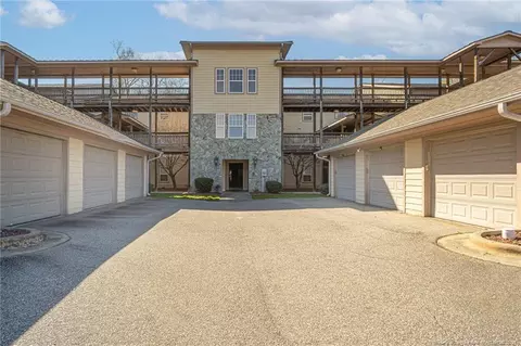 1611 Bluffside Apt 105 Dr, Fayetteville, NC 28312