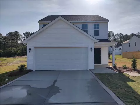 826 Tori Dr, Spring Lake, NC 28390