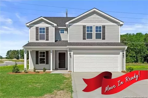 821 Tori Dr, Spring Lake, NC 28390