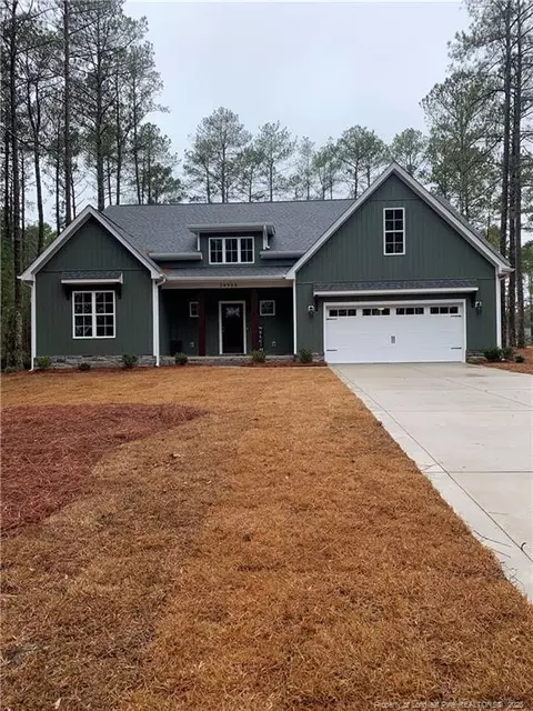 29980 Loblolly Ct, Wagram, NC 28396