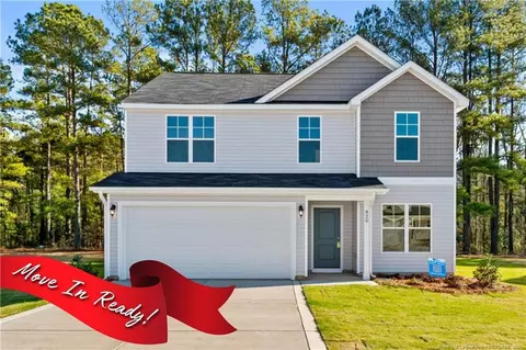 806 Tori Dr, Spring Lake, NC 28390