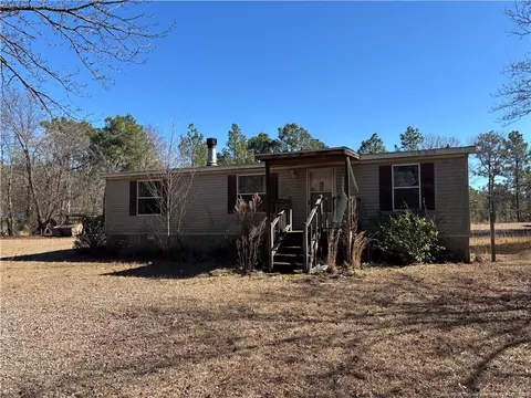 1428 Antler Dr, Raeford, NC 28376