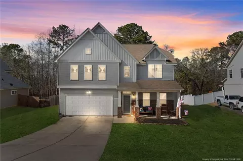 334 Heathrow Dr, Spring Lake, NC 28390