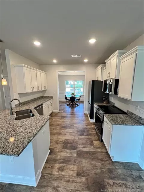 Kitchen - 38 Cedarview Ct, Cameron, NC 28326 photo 2 of 4