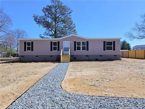 3942 Mckethan St, Wade, NC 28395