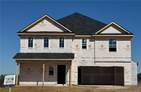208 Portrush Ln, Raeford, NC 28376