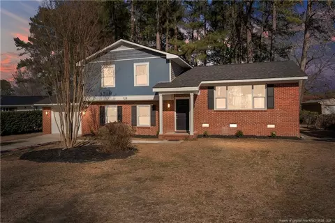 728 Goodyear Dr, Spring Lake, NC 28390