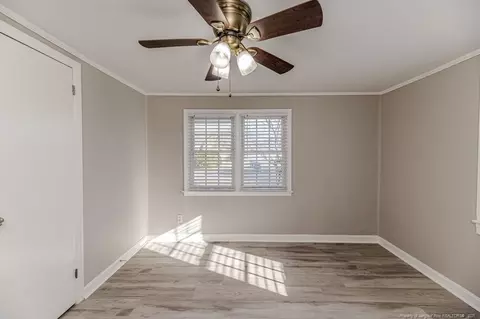 802 E Canary St, Dunn, NC 28334 photo 10