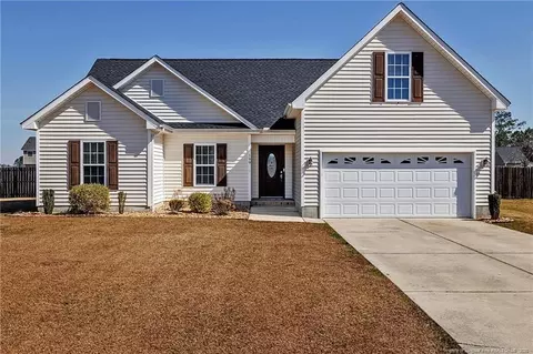 199 Carolina Oaks Dr, Linden, NC 28356