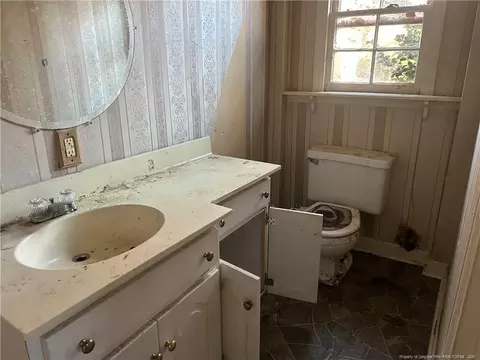602 E Fourth Ave, Hamlet, NC 28345 photo 5