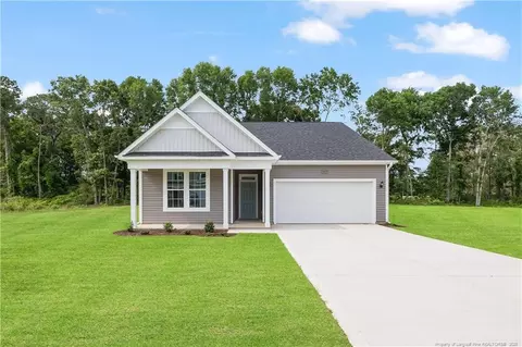 3117 Wolfpack Ln, Eastover, NC 28312