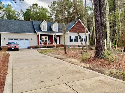 6940 Sesame St, Stedman, NC 28391