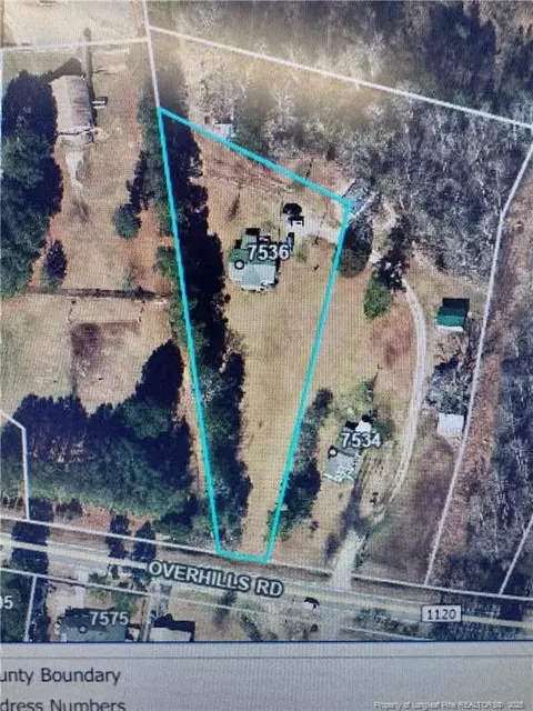 7536 Overhills Rd, Spring Lake, NC 28390