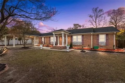 627 Garfield Dr, Fayetteville, NC 28303