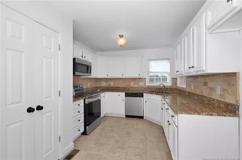 Kitchen - 264 Hester Pl, Cameron, NC 28326 photo 5 of 5