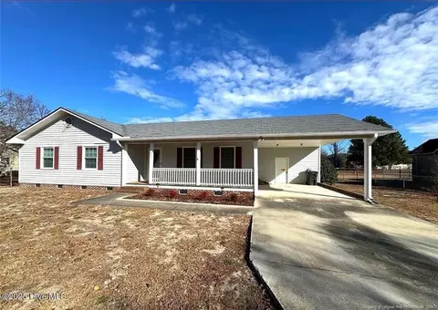 9321 Oat Dr, Laurinburg, NC 28352