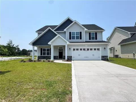 406 Lyman Dr, Fayetteville, NC 28312