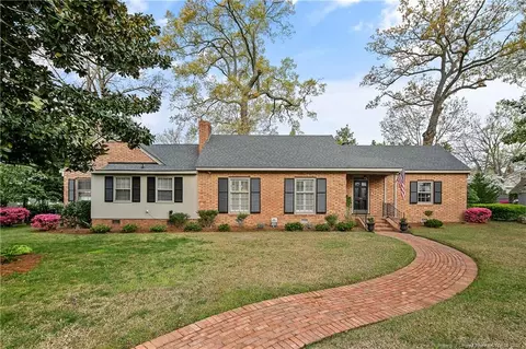 104 Magnolia Ave, Fayetteville, NC 28305