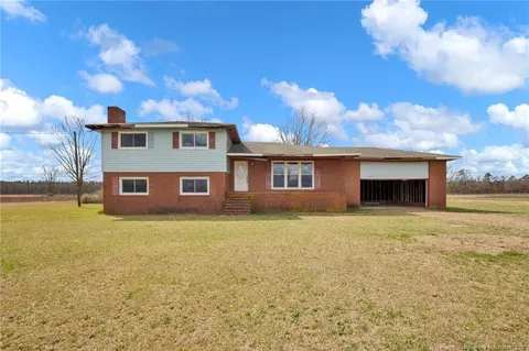 1034 Watts Dairy Rd, Saint Pauls, NC 28384