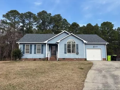 3332 Annawood Ct, Spring Lake, NC 28390