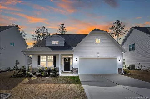 268 Kensington Dr, Spring Lake, NC 28390