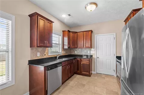 Kitchen - 43 Battery Way, Bunnlevel, NC 28323 photo 1 of 4