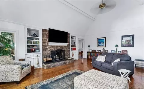 Living - 744 Azalea Dr, Vass, NC 28394 photo 1 of 1