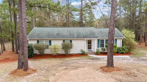 104 Central Dr, Aberdeen, NC 28315