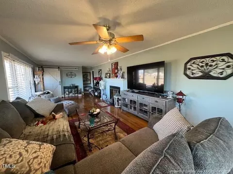 Living - 1002 Godwin Ln, Dunn, NC 28334 photo 4 of 4