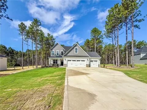 1017 Rhum Dr, Fayetteville, NC 28311