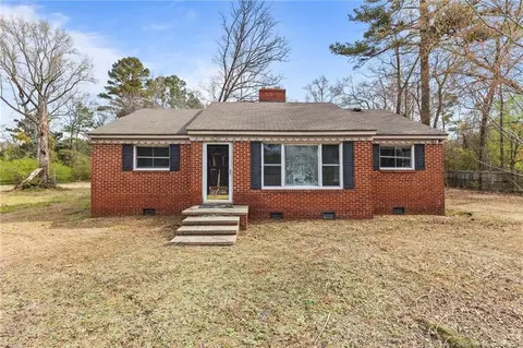 2634 W Parkton Tobemory Rd, Parkton, NC 28371