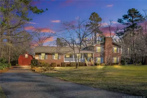1726 Joncee Dr, Eastover, NC 28312
