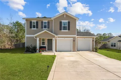 407 New Castle Ln, Spring Lake, NC 28390