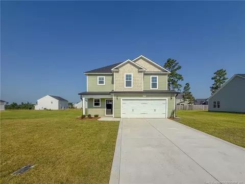 4016 Racking Horse Rd, Hope Mills, NC 28348