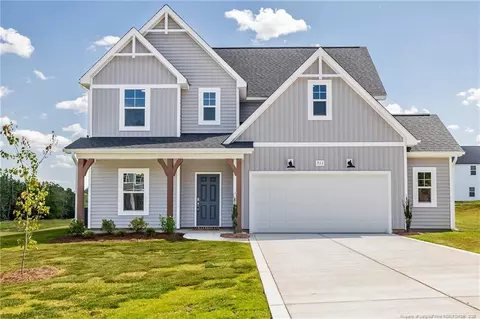511 Log Pond Rd, Fayetteville, NC 28311
