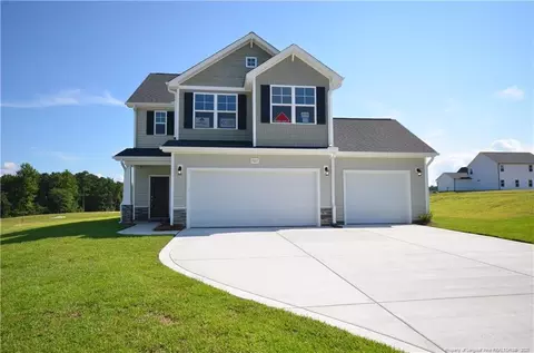 507 Log Pond Rd, Fayetteville, NC 28311