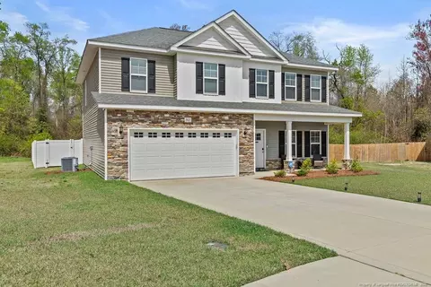 307 Burnside Dr, Raeford, NC 28376 photo 2