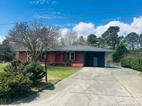 3103 E Brinkley Dr, Spring Lake, NC 28390