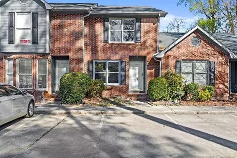 304 Ayrshire Ct, Fayetteville, NC 28311