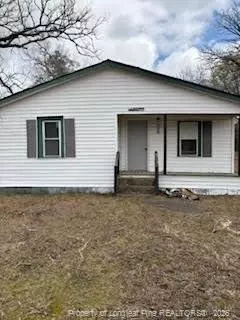 454 Rockhill Rd, Fayetteville, NC 28312