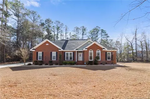 4106 Final Approach Dr, Eastover, NC 28312