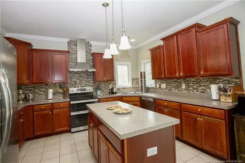 Kitchen - 126 Islay Dr, Cameron, NC 28326 photo 2 of 6