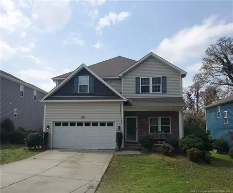 546 W New Hampshire Ave, Southern Pines, NC 28387