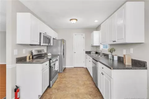 Kitchen - 45 Ridgecrest Rd, Cameron, NC 28326 photo 1 of 3