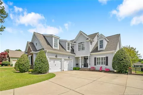 222 Falling Water Rd, Spring Lake, NC 28390