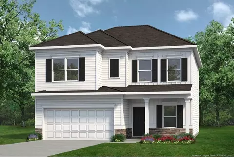 1620 Elk Run Dr, Fayetteville, NC 28312