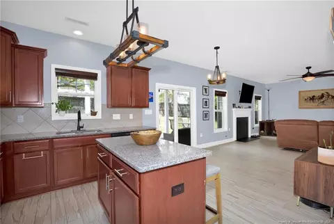Kitchen - 148 Huzzas Cir, Cameron, NC 28326 photo 5 of 5