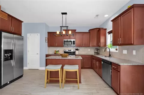 Kitchen - 148 Huzzas Cir, Cameron, NC 28326 photo 2 of 5